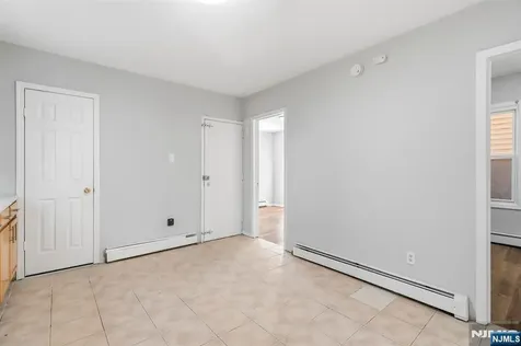 61 Holsman Street Paterson NJ 07522