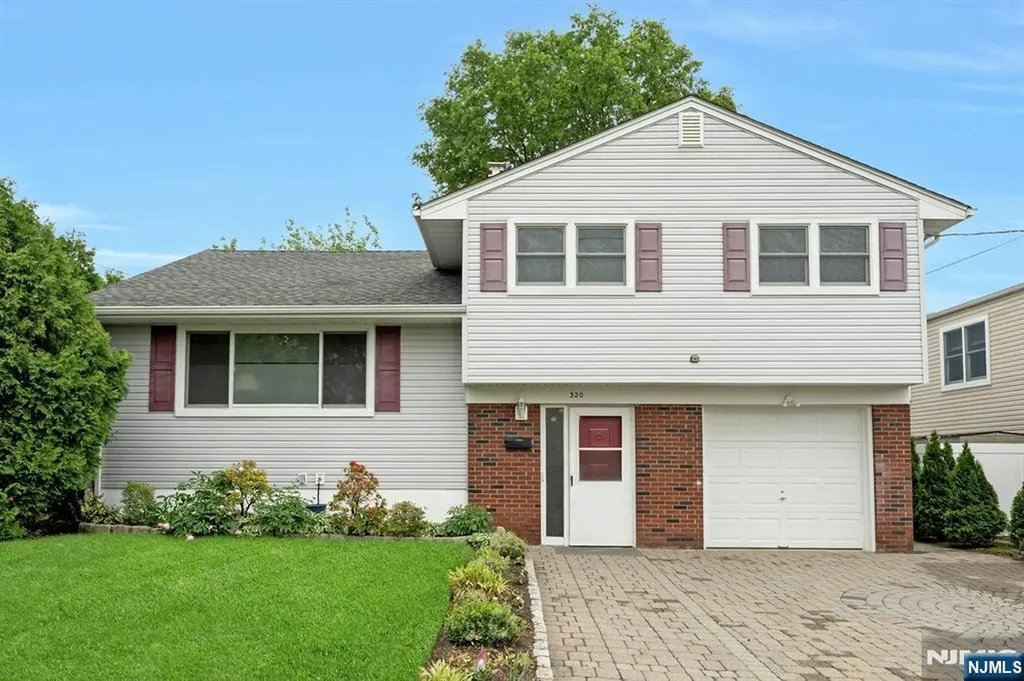 320 W Clinton Avenue Bergenfield NJ 07621