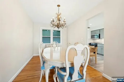 320 W Clinton Avenue Bergenfield NJ 07621