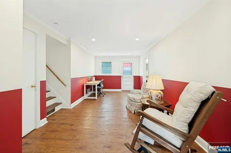 320 W Clinton Avenue Bergenfield NJ 07621