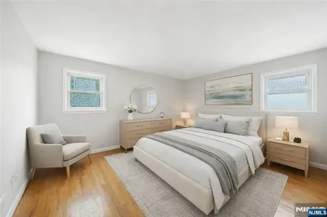 320 W Clinton Avenue Bergenfield NJ 07621