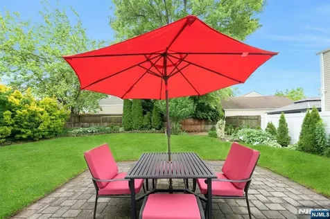 320 W Clinton Avenue Bergenfield NJ 07621