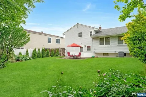 320 W Clinton Avenue Bergenfield NJ 07621