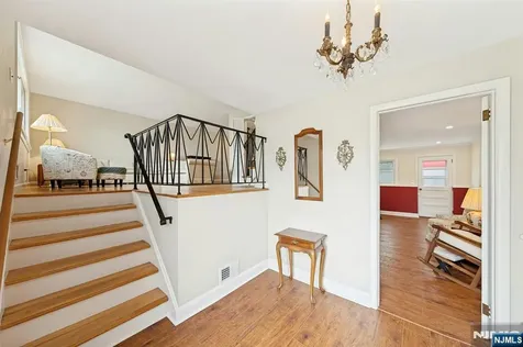 320 W Clinton Avenue Bergenfield NJ 07621