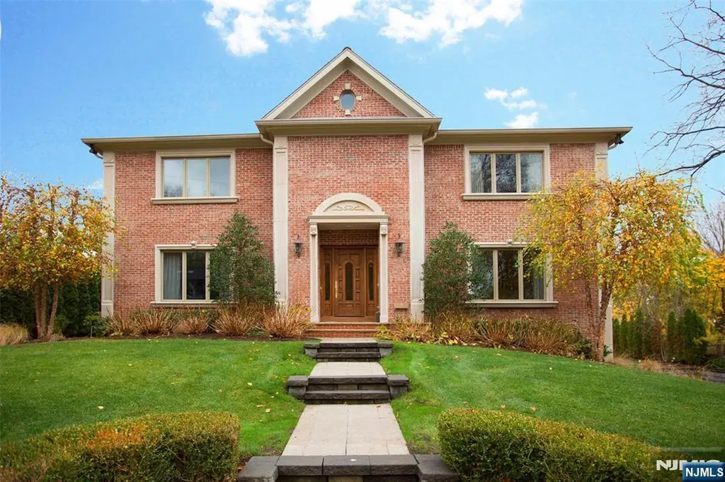 146 Palisade Avenue Cresskill NJ 07626