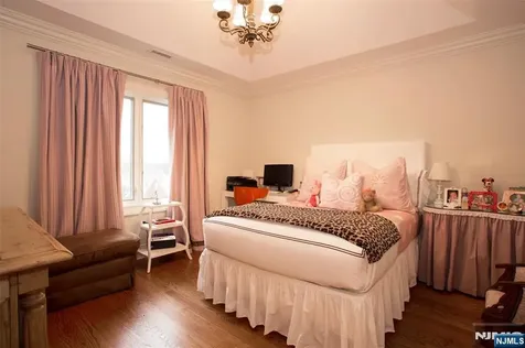 146 Palisade Avenue Cresskill NJ 07626