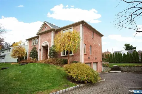 146 Palisade Avenue Cresskill NJ 07626