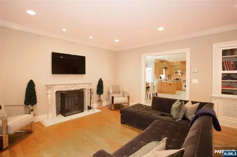 146 Palisade Avenue Cresskill NJ 07626