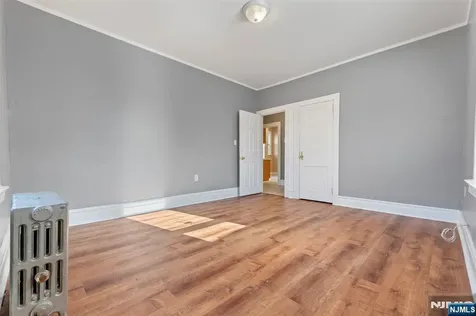 50 Underwood Street Newark NJ 07106