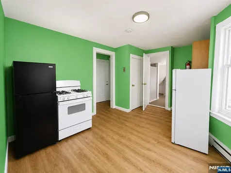 276 Atlantic Street Paterson NJ 07503