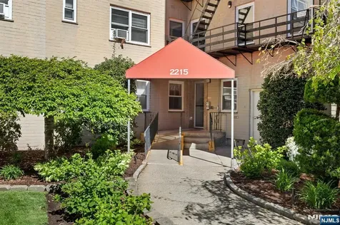 2215 N Central Road Fort Lee NJ 07024