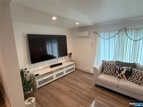 347 Forest Avenue Paramus NJ 07652