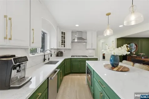 26 Madison Avenue Hasbrouck Heights NJ 07604