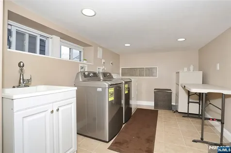115 Lexington Avenue Bloomfield NJ 07003