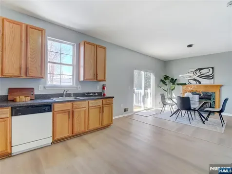 1 Kent Court Lawrence NJ 08648
