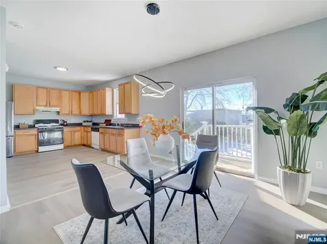 1 Kent Court Lawrence NJ 08648
