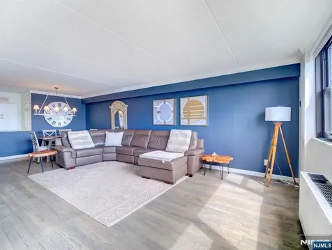 250 Gorge Cliffside Park NJ 07010