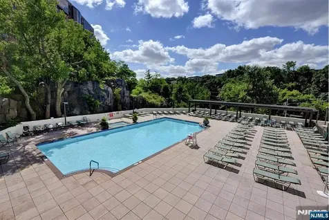 250 Gorge Cliffside Park NJ 07010