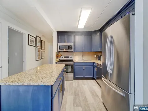 250 Gorge Cliffside Park NJ 07010
