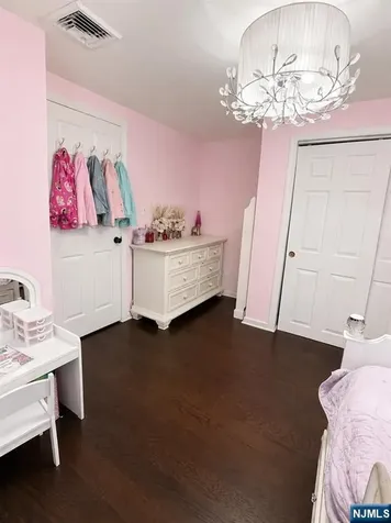75 Lake Trail Wayne NJ 07470