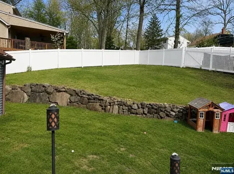 75 Lake Trail Wayne NJ 07470