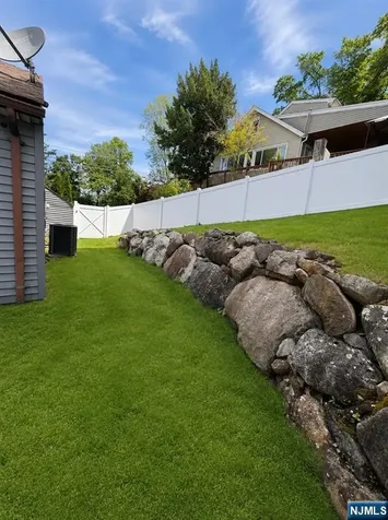 75 Lake Trail Wayne NJ 07470