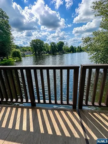 75 Lake Trail Wayne NJ 07470