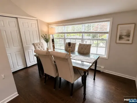 75 Lake Trail Wayne NJ 07470