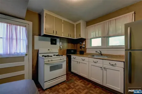 86 Greenwood Avenue Pequannock Township NJ 07440