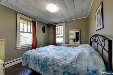 86 Greenwood Avenue Pequannock Township NJ 07440