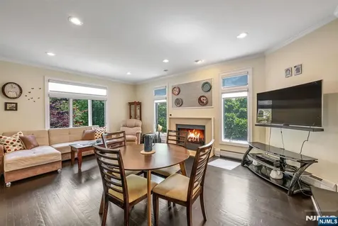 1115 Arcadian Way Fort Lee NJ 07024