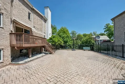 1115 Arcadian Way Fort Lee NJ 07024