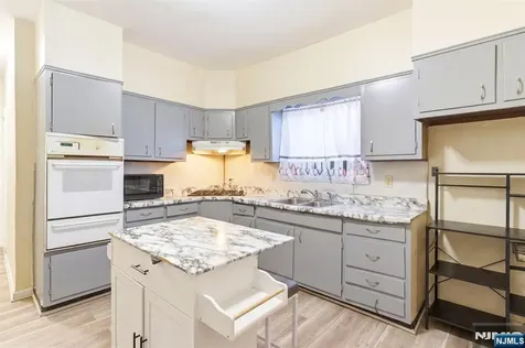36-38 Kenmore Avenue Newark NJ 07106