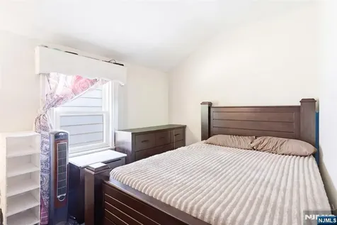 36-38 Kenmore Avenue Newark NJ 07106