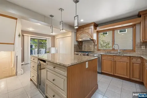 32-03 Norwood Drive Fair Lawn NJ 07410
