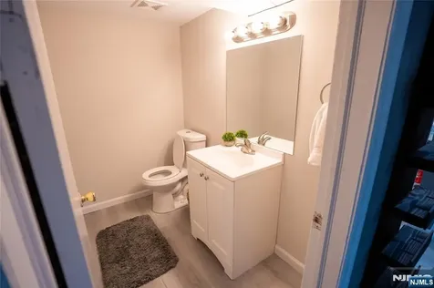 241 Coupe Place North Arlington NJ 07031
