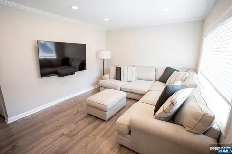 241 Coupe Place North Arlington NJ 07031
