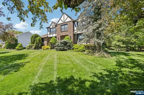28 Verkade Drive Wayne NJ 07470