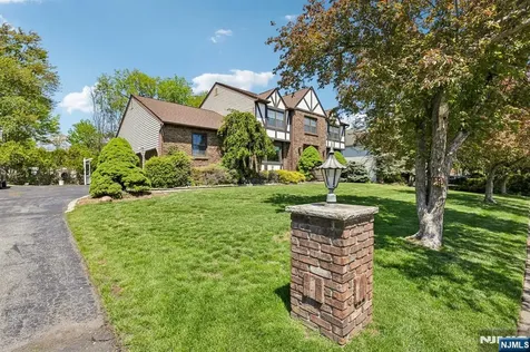 28 Verkade Drive Wayne NJ 07470