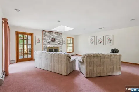 28 Verkade Drive Wayne NJ 07470