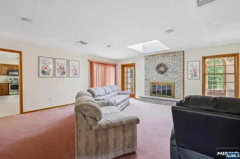 28 Verkade Drive Wayne NJ 07470