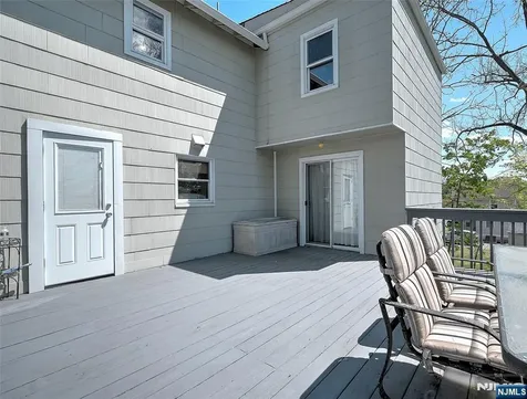 13 Hazel Avenue Livingston NJ 07039