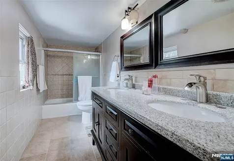 13 Hazel Avenue Livingston NJ 07039