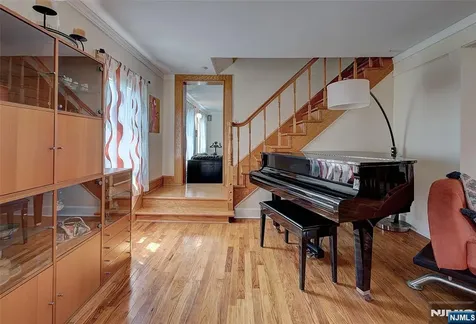 13 Hazel Avenue Livingston NJ 07039