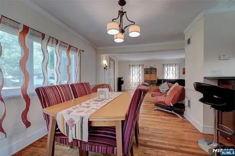 13 Hazel Avenue Livingston NJ 07039