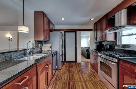 13 Hazel Avenue Livingston NJ 07039