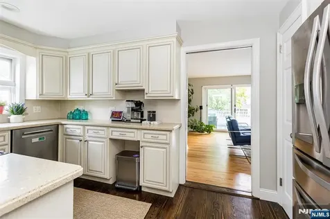 199 Stonehouse Road Bloomfield NJ 07028