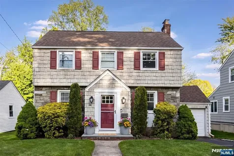 199 Stonehouse Road Bloomfield NJ 07028