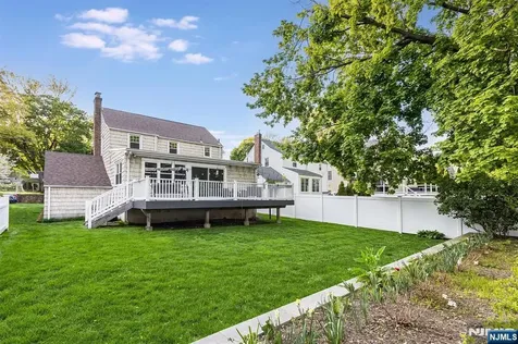 199 Stonehouse Road Bloomfield NJ 07028