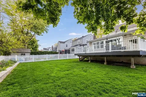 199 Stonehouse Road Bloomfield NJ 07028